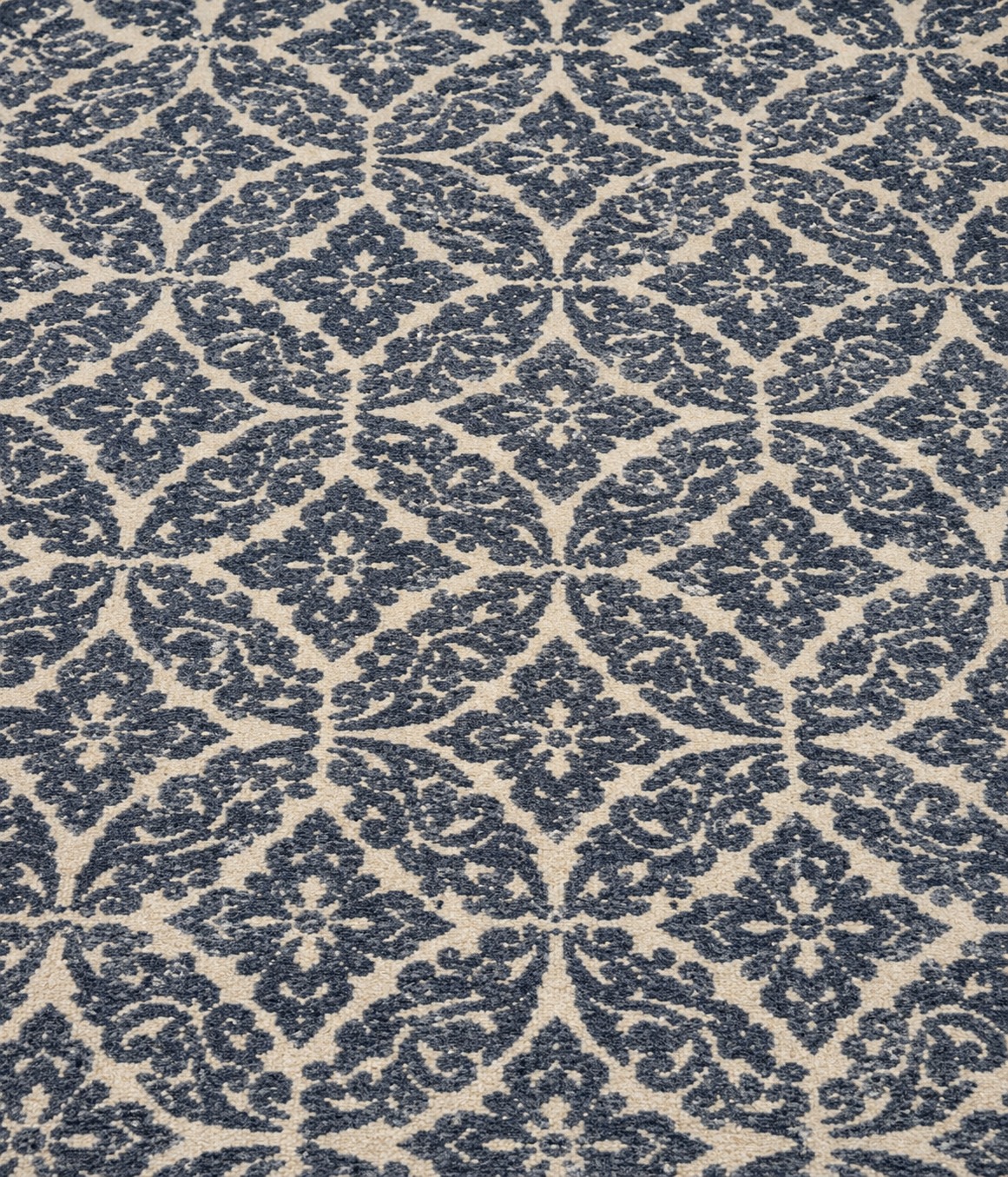 Hand Loom Jacquard rug from Alfombra India